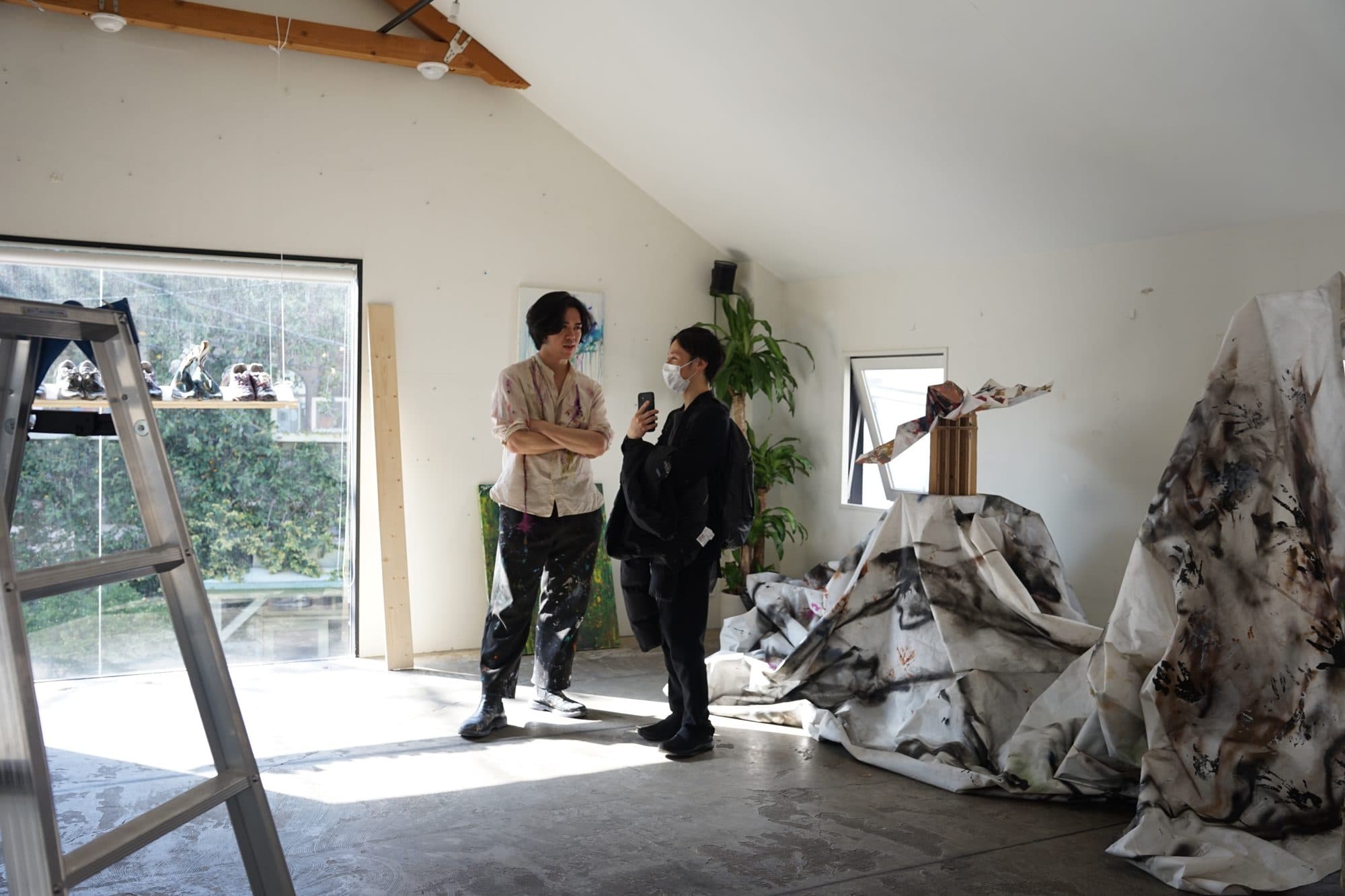 浸触 — erosion — forest of color — installation view