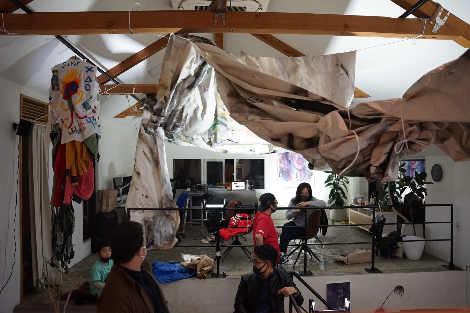 浸触 — erosion — forest of color — installation view