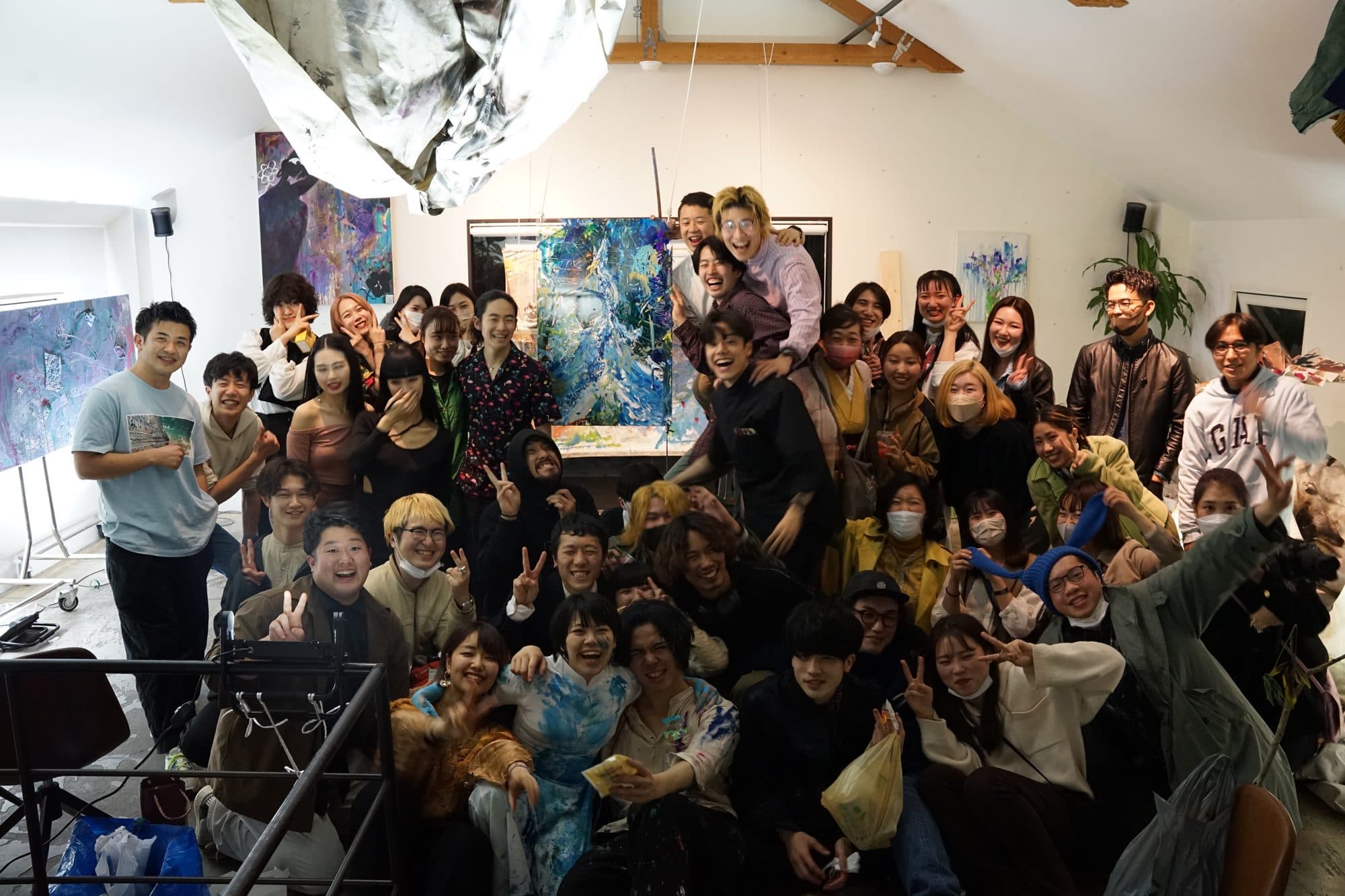 浸触 — erosion — forest of color — installation view
